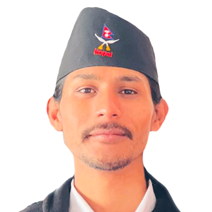 हृदयन्द्र  अधिकारी